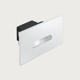 Naka 2.0 Step Light